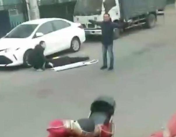 辽宁一男子当街行凶 致7人死亡7人受伤 官方通报:抨击社会|太阳成tyc7111cc(图3)
辽宁一男子当街行凶 致7人死亡7人受伤 官方通报:抨击社会|太阳成tyc7111cc(图3)