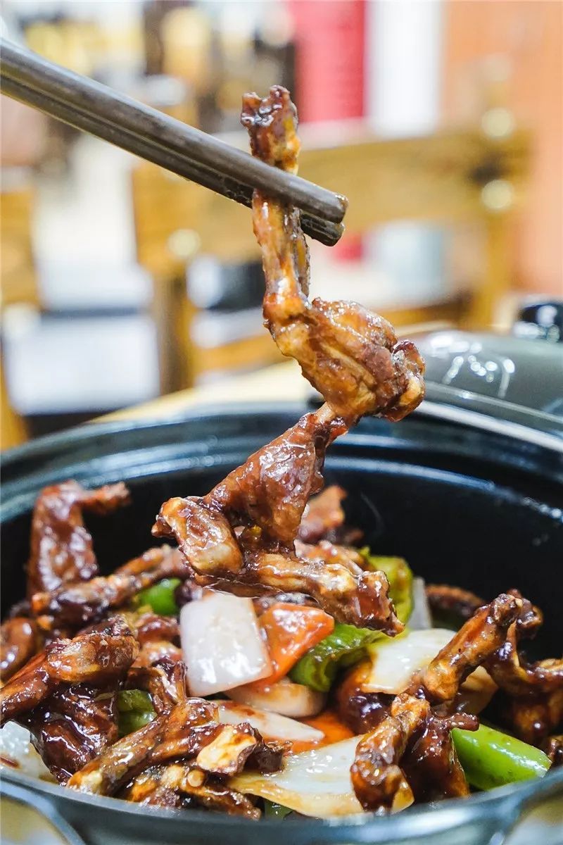 这个怀抱,安心又暖心-太阳成tyc7111(图2) 太阳成集团tyc7111cc