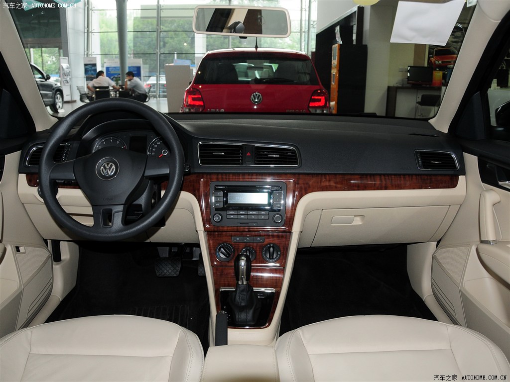 太阳成tyc7111|武汉公交变“大货” 爱心菜肉进社区(图1) 太阳成tyc7111