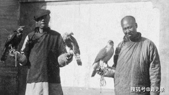 封建社会寄生虫:八旗子弟的奢侈生活 难怪大清死亡_太阳成tyc7111(图6)
封建社会寄生虫:八旗子弟的奢侈生活 难怪大清死亡_太阳成tyc7111(图6)