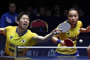 太阳成集团tyc7111cc|隔离门的两边:因防疫封闭的北京养老院(图3) 太阳成tyc7111cc