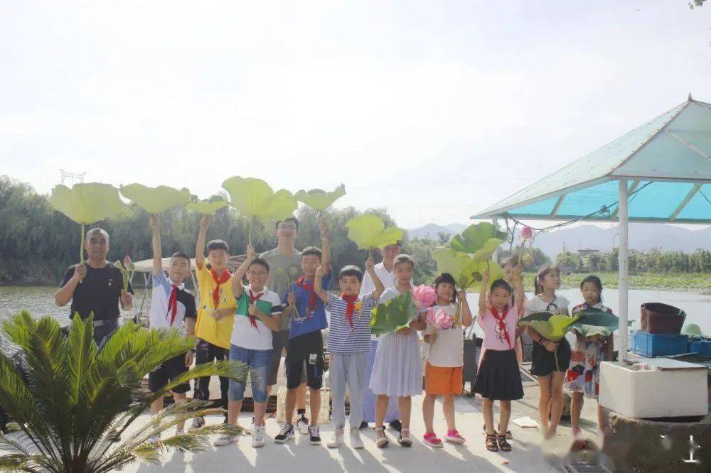 真精彩!来看宁波中小学生暑期社会实践生活的多彩姿势‘太阳成tyc7111cc’(图8)
真精彩!来看宁波中小学生暑期社会实践生活的多彩姿势‘太阳成tyc7111cc’(图8)