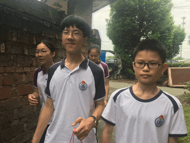 真精彩!来看宁波中小学生暑期社会实践生活的多彩姿势‘太阳成tyc7111cc’(图11)
真精彩!来看宁波中小学生暑期社会实践生活的多彩姿势‘太阳成tyc7111cc’(图11)