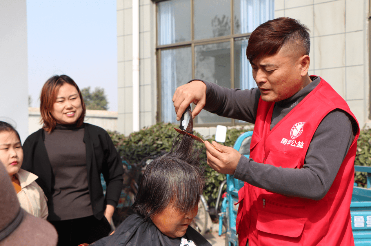 东明县:一场公益孝道饺子宴运动在东明集镇顺利举行!|太阳成集团tyc7111cc(图12)
东明县:一场公益孝道饺子宴运动在东明集镇顺利举行!|太阳成集团tyc7111cc(图12)